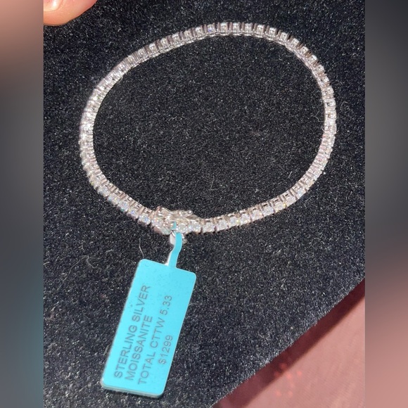 Elegant Sterling Silver Bracelet Total CTTW 5.33 - Picture 3 of 5